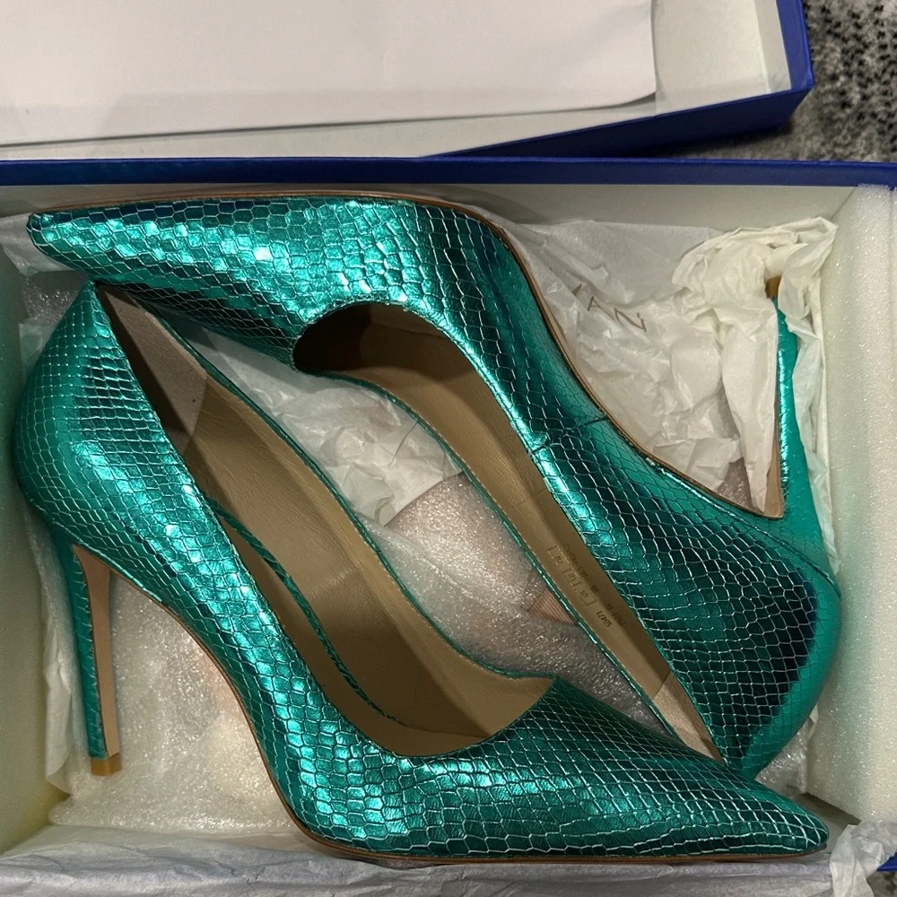 Stuart Weitzman size 38.5  Capri 100 mm Green Stiletto Heels - Picture 3 of 6